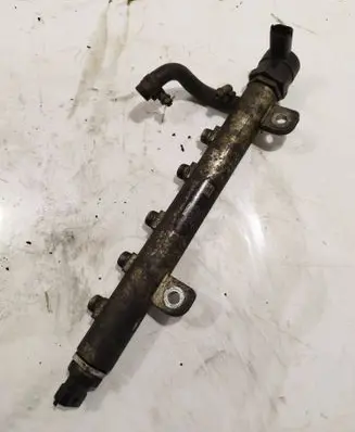 Opel Zafira B Fuel main line pipe 55200266 0445214056