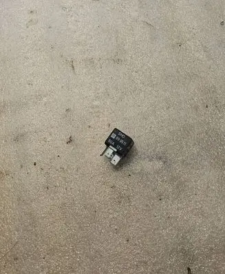 Audi A4 S4 B5 8D Other relay 443951253J