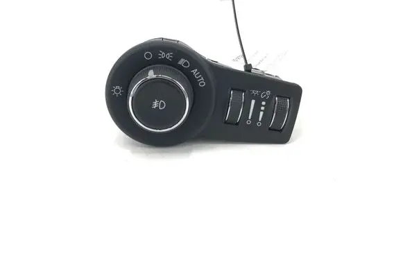 Chrysler Pacifica Light switch P68154356AC