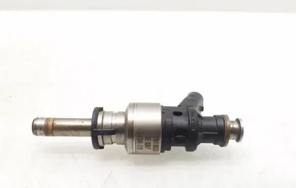 Audi A5 8T 8F Fuel injector 306E036P 104390519