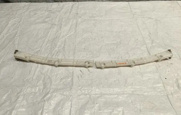 Mitsubishi Lancer VIII Rear bumper mounting bracket 6410B014