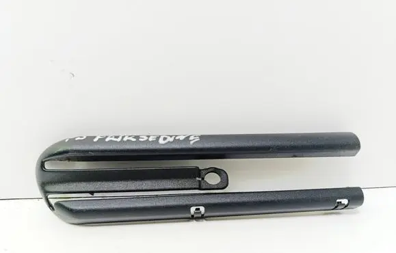 BMW 5 E39 Front passenger seat rail trim 8207213