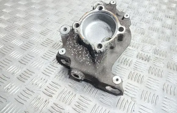 BMW 1 E81 E87 Front wheel hub spindle knuckle 6764444
