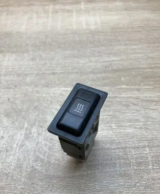 Toyota Avensis T250 Windscreen/window heater switch 153261