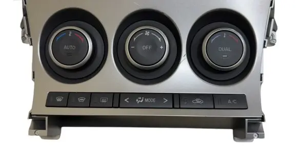 Mazda 3 II Climate control unit BBP561190L 40122 K40009J15A