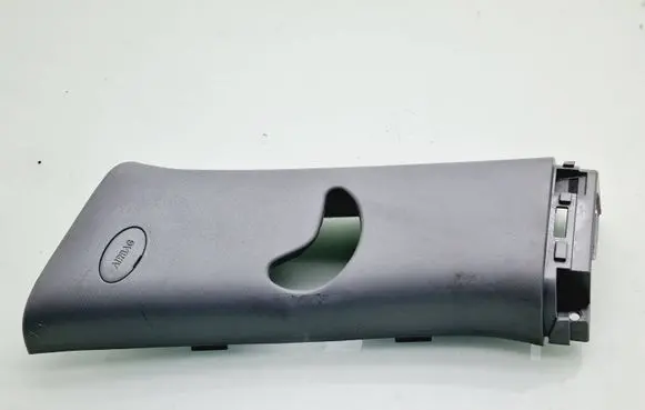 KIA Sorento (B) pillar trim (top) 858612P000