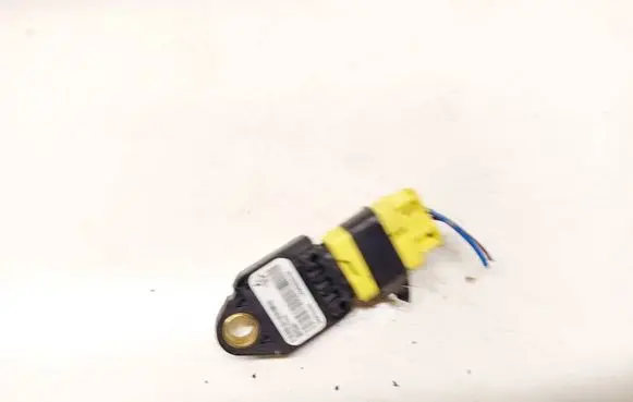 Mitsubishi Outlander Airbag deployment crash/impact sensor 8651A001