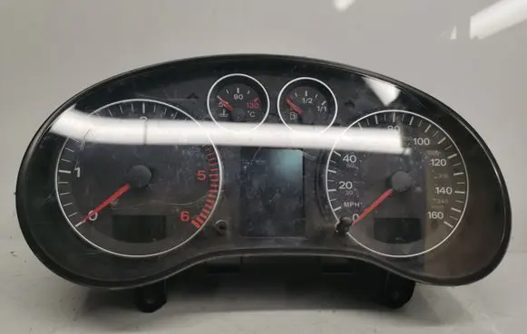 Audi A3 S3 8P Speedometer (instrument cluster) 8P0920981K