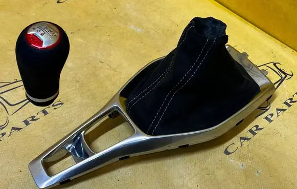 Chevrolet Camaro Gear shifter surround trim plastic 23281833