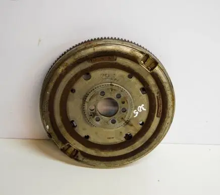 Volkswagen Golf VII Flywheel 04E105266B