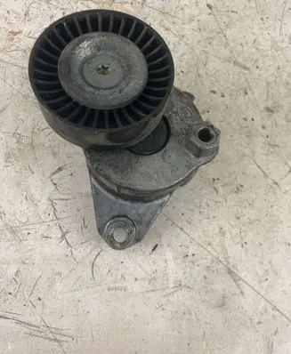 Mercedes-Benz ML W164 Generator/alternator belt tensioner A2722000070