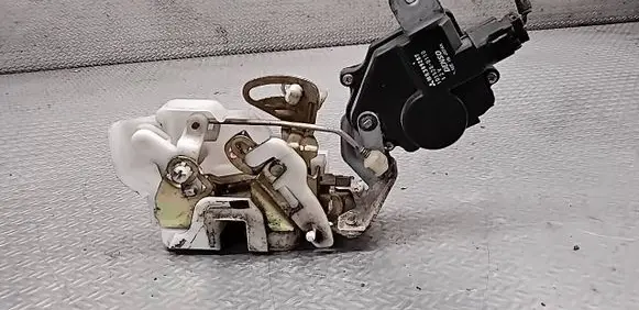 Mitsubishi Pajero Pinin Rear door lock 1015280110