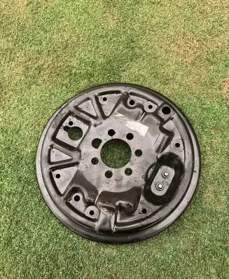 Hyundai Tucson JM Rear brake disc plate dust cover 582513K000