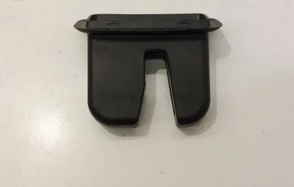 Audi A4 S4 B7 8E 8H Tailgate/boot lid lock trim 4E0827520B