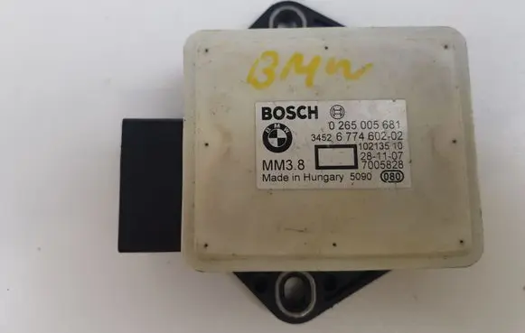 BMW 5 E60 E61 ESP acceleration yaw rate sensor 6774602 0265005681