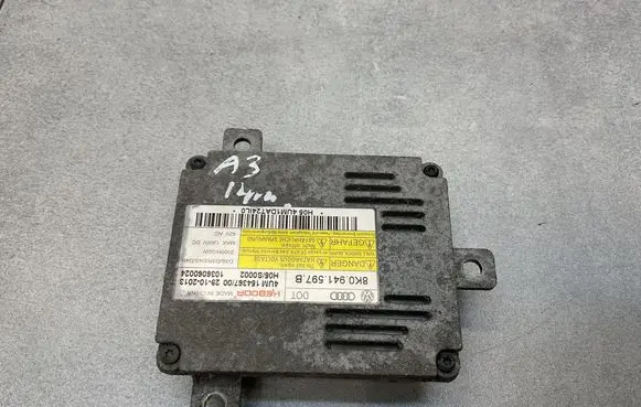 Audi A3 S3 8V Headlight ballast module Xenon 8K0941597B
