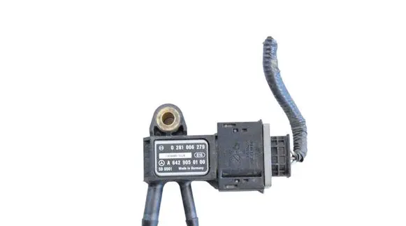 Infiniti Q50 Exhaust gas pressure sensor A6429050100 0281006279