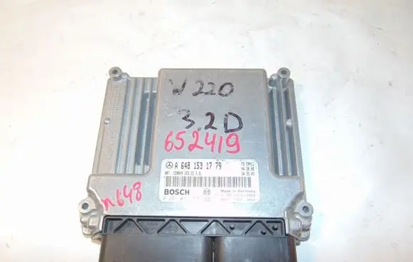 Mercedes-Benz S W220 Engine control unit/module A6481531779 0281011715 A648153177980