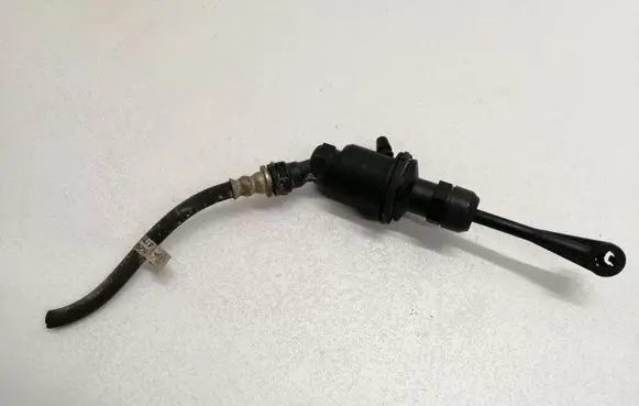 Clutch master cylinder
