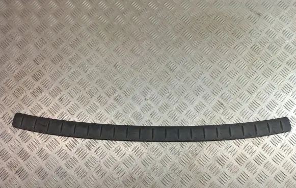Chevrolet Captiva Rear bumper trim bar molding 96433212
