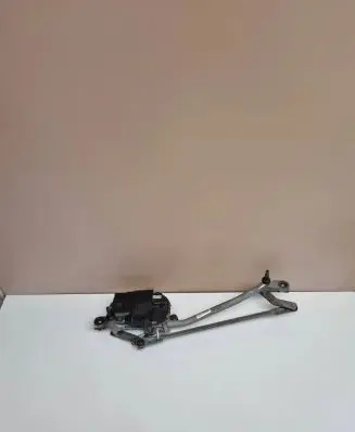 Volvo V40 Front wiper linkage and motor 31378575 DZL7D
