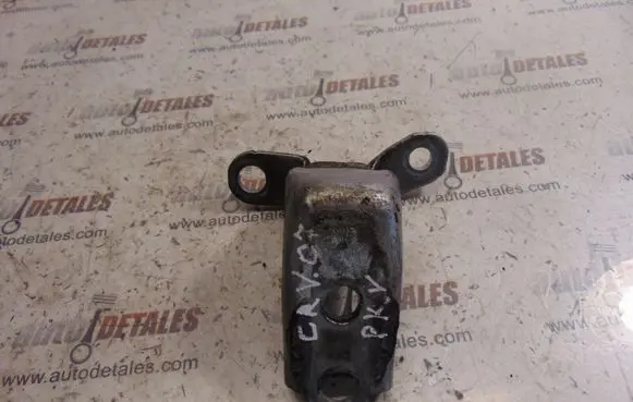 Honda CR-V Front door upper hinge