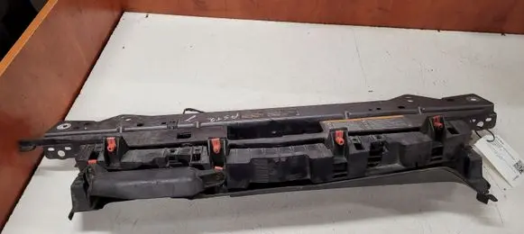 Opel Astra J Top upper radiator support slam panel 13308349 329510614 13254514