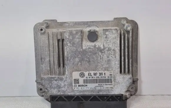 Volkswagen PASSAT B7 Engine control unit/module 03L907309N 0281016374