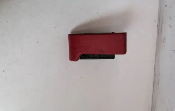Mercedes-Benz C W203 Engine bonnet (hood) release handle