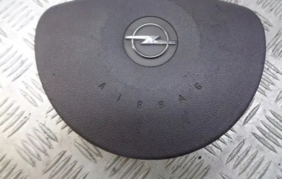 Opel Tigra B Steering wheel airbag
