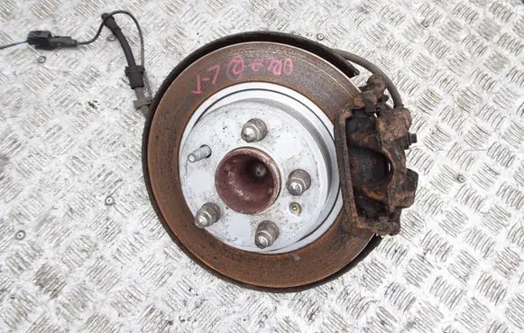 Chevrolet Orlando Rear wheel hub spindle/knuckle 13345403