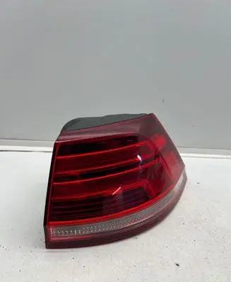 Volkswagen Golf VII Rear/tail lights 5G9945096E 90124297
