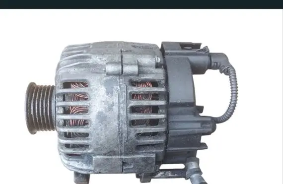 Audi A3 S3 8P Generator/alternator 03C903023B