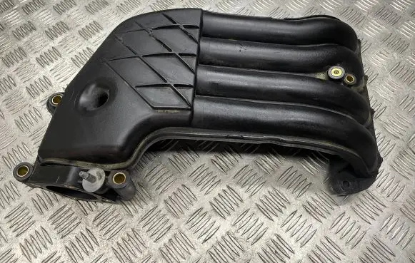 Seat Ibiza II (6k) Intake manifold 038129713H