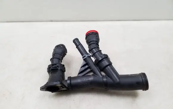 Thermostat/thermostat housing