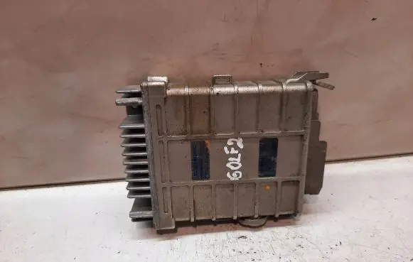 Volkswagen Golf II Engine control unit/module 0285007001