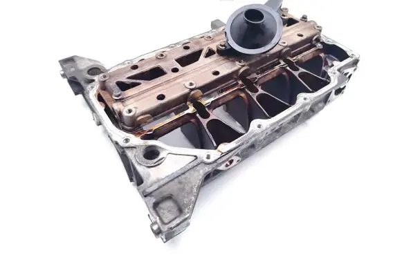 MG 6 Oil sump 10014102