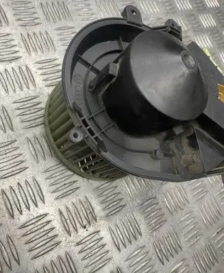 Audi A4 S4 B5 8D Heater fan/blower 8D1820021 74022123