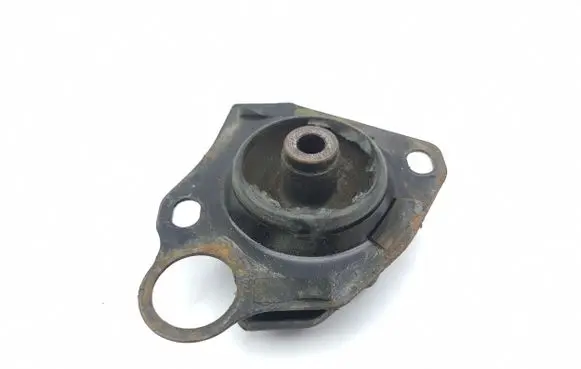 Toyota Prius (XW20) Engine mount bracket