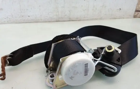 Ford S-MAX Rear seatbelt 33035173