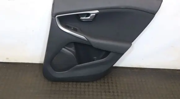 Volvo V40 Cross country Coupe rear side trim panel 