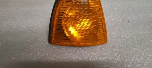 Audi 80 90 B3 Front indicator light 893953050