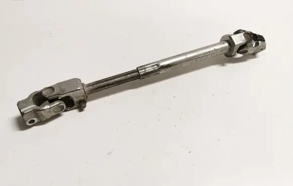 Ford Mustang V Steering wheel axle 4R333C662AB