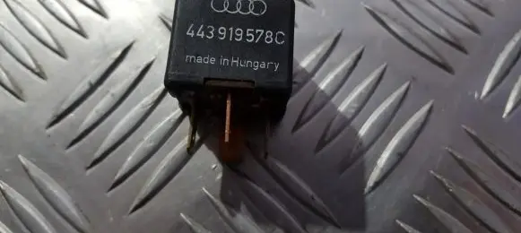 Audi A6 S6 C5 4B Other relay 443919578c 899519