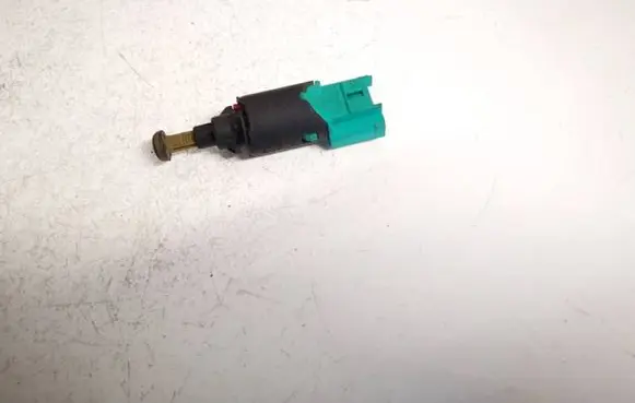 Citroen Jumpy Brake pedal sensor switch 9650688480 8282p