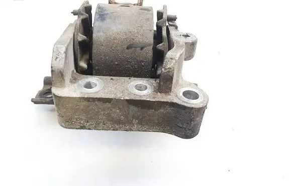 Dodge Caliber Engine mount bracket 492AD