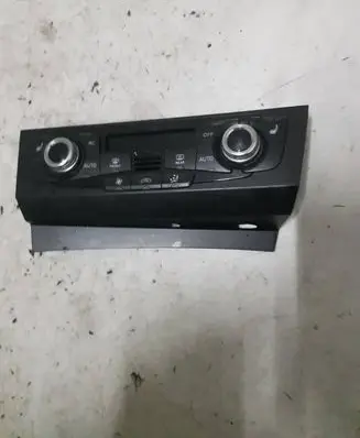 Audi A4 S4 B8 8K Climate control unit 8K1820043AD