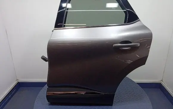 Renault Captur Rear door 