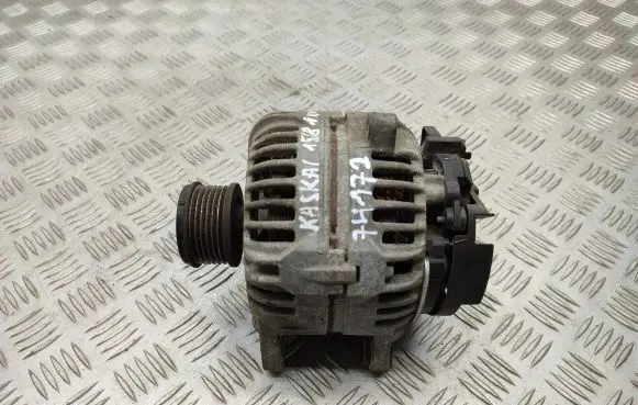 Nissan Qashqai Generator/alternator 8200390667