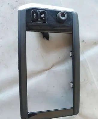 Peugeot 2008 I Radio/GPS head unit trim 9673861377